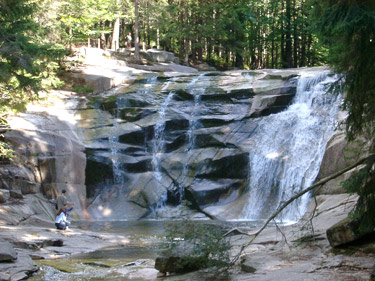 Mumlavsky vodopad (Mummel-Wasserfall) beim Ort Harrachov (Harrachsdorf) im Riesengebirge