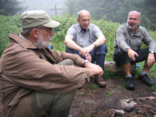 Wir machen nach dem Aufstieg eine Pause am Sedlo Hnilickou Kycerou