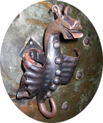 Trklopfer am Eingangsportal zur Arwa Burg