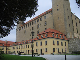 Die Burg von Bratislava aus der Nhe gesehen