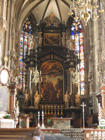 Innenansicht vom Stephansdom in Wien