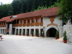 Beim  Ort Josfav ist der 2. Ausgang der Baradla-Hhle