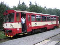 Ferkelbahn am Bahnhof von Adersbach