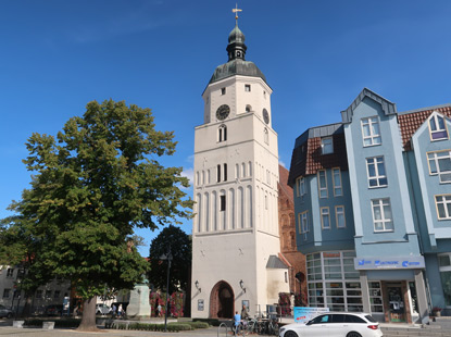 Paul-Gerhardt-Kirche in Lbben