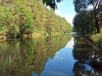 Dahme-Umflutkanal bei der Siedlung Neukthen