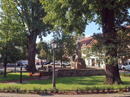 Teupitz Kriegerdenkmal am Markt