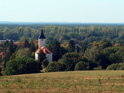 Blick vom Aussichtsturm auf dem Gipsberg auf den Ort Sperenberg