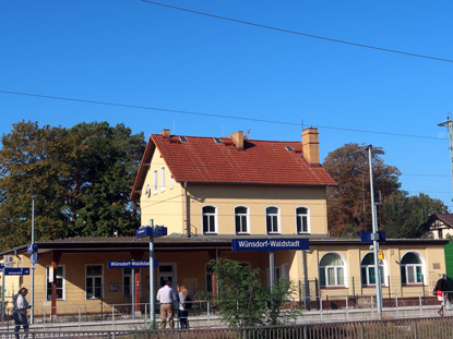 Bahnhof von Wnsdorf. Start unserer Wanderung auf dem 66-Seen-Weg
