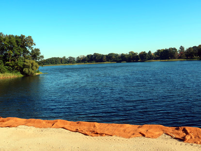 1804 wurde ein Damm gebaut und damit zwei Seen: der Groe Seddiner See und der Kleine Seddiner See