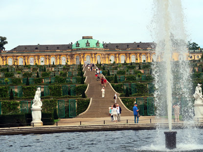 Weinbergterrassen und Schloss Sanssouci ib Potsdam