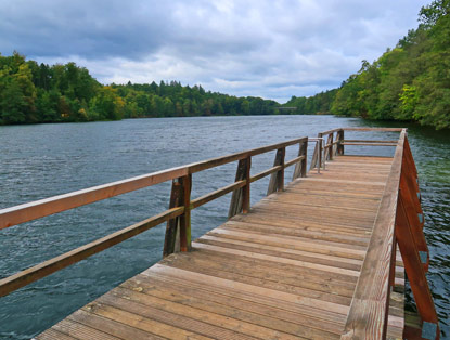 Badestelle am Obersee beim Ort Lanke
