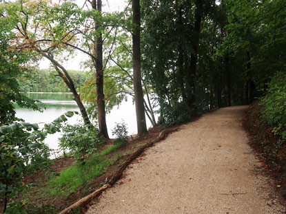 Uferweg bei Stausberg