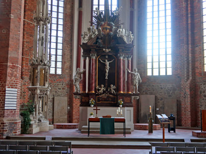 Der Altar der St. Marienkirche in Frsenwalde