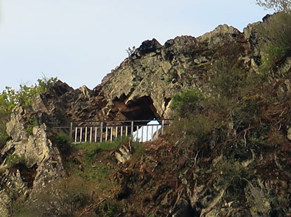 Wandern durch das Ahrtal. Das Teufelsloch