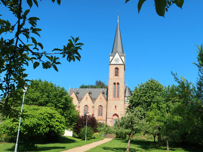 Alemannenweg Niedernhausen: Ev. Kirche Johann der Tufer