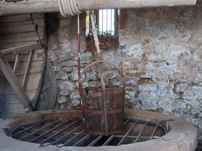 Alemannenweg Veste Otzberg: Burgbrunnen