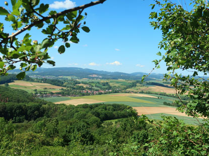 Alemannenweg veste Otzberg: Blick von der Festung ins Tal auf Ober-Klingen