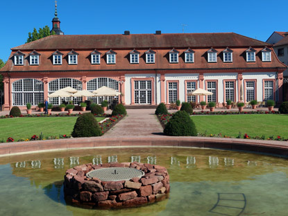 Alemannenweg Erbach: Lustgarten und Orangerie