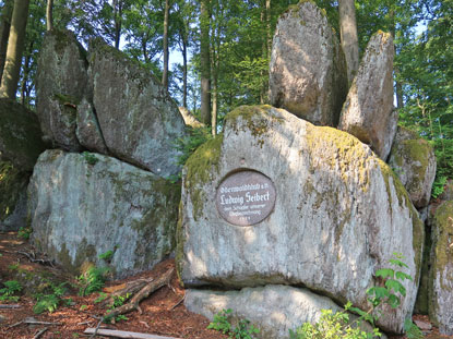 Alemannenweg Seibertstein unmittelbar an der Neunkircher Hhe gelegen