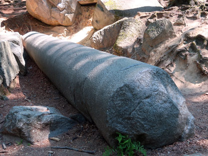 Alemannenweg an der Riesensule im Felsenmeer