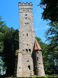 Ahlemannenweg auf dem Felsberg: Ohlyturm