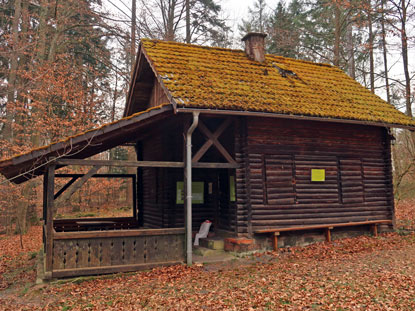 Ehemalige Waldarbeiterhtte am Dorndieler Pflanzengarten