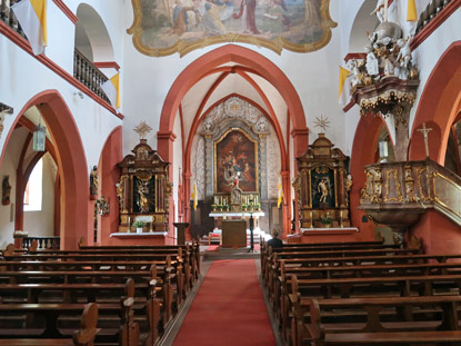 Innenraum der Peter und Paul Kirche in Groostheim