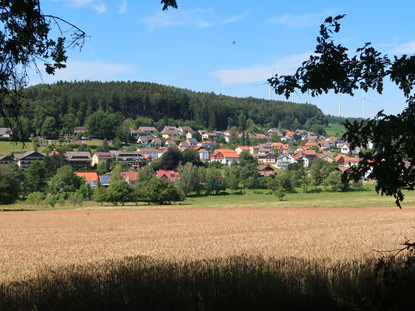 Blick auf den Kneipp-Ort Gras-Ellenbach im Odenwald