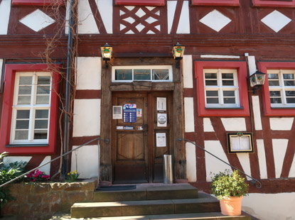 Fachwerk-Fassade vom Gldenen Engel in Hockenheim