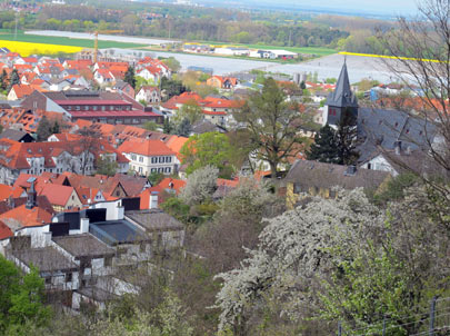 Blick vom Bltenweg auf Zwingenberg an der Bergstrae. 