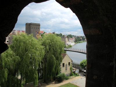 Blick von der Peterskirche auf die Neie mit Altstadtbrcke.