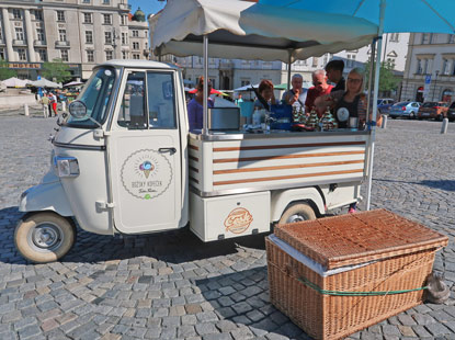 Veganes Eis wird auf dem Krautmarkt in Brnn angeboten