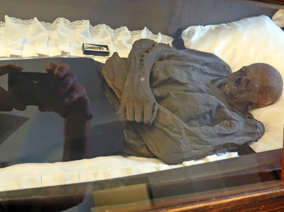 Mumifizierte Leiche von Baron Franz von Trenck in der Kapuzinergruft  Brnn 