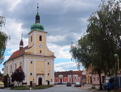 Wandern durch Mhren: Kirche "Jakobus des lteren" in Veversk Btka (Eichhorn Bittischka)