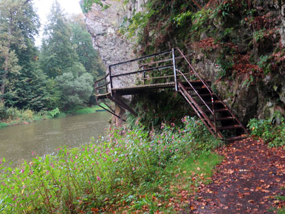 Wandelgang entlang dem Flu Lainsitz