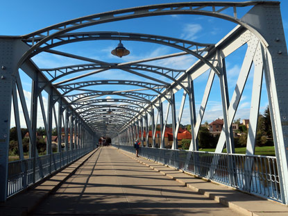 Eiserne Brcke ber die Moldau bei Tyn nad Vltavou