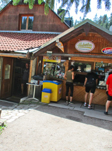 Biergarten beim Weiler  Jeleni (Hischbergen)