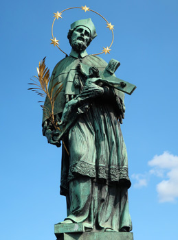 Nepomuk-Statue auf der Karlsbrcke