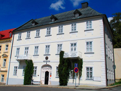 Marienbad, das Goehtegaus, frher war in diesem Haus das Gasthaus Zur Goldenen Traube