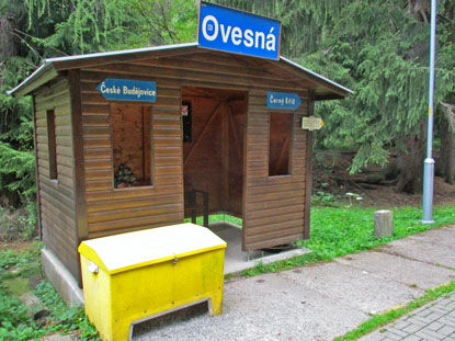 Die Bahn-Bedarfshaltestelle Ovesn (Haberdorf) 