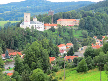 Das Vorzeigedorf Romberk nad Vltavou (Rosenberg) an der Moldau ist die Wiege des bhmischen Adelsgeschlechts