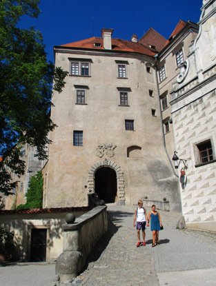 Aufgang zum Schloss in  Česk Krumlov (Krummau)