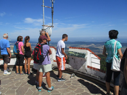 Ausscihtsterrasse auf dem "Frst-Josph-Turm", dem ltesten steinernen Aussichtsturm  in Bhmen