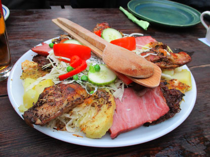 Abendessen in Krummau