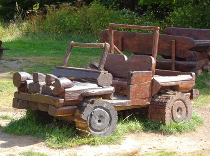 Jeep am Plane pod Pestedem