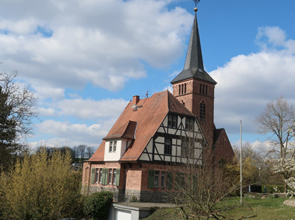 Camino incluso Odenwald: Ev. Kirche in Frth Odenwald
