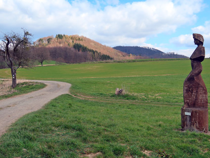 Camino incluso Odenwald: Kunstwanderweg Skulptur Flanieren