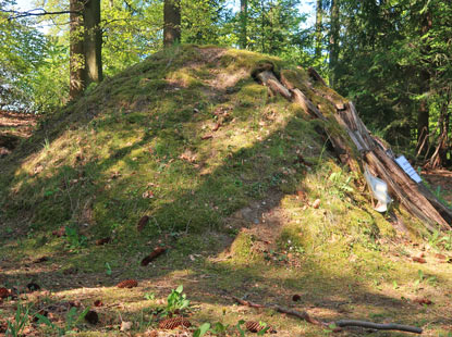 Kohlenmeiler, ein Schaumeiler,  in der Nhe von Wilhelmsfeld im Odenwald 
