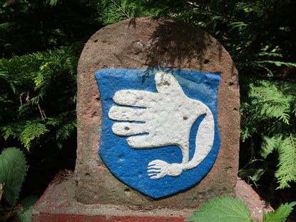 Camino incluso: Wappen der Herren von Handschuhsheim. 