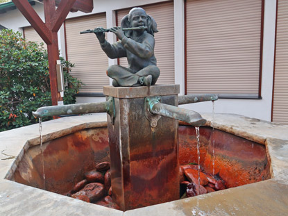 Eifelsteig Etappe 4: Heilsteinbrunnen in Einruhr